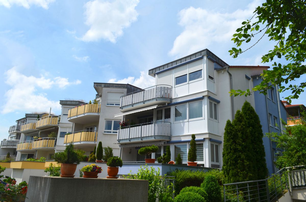 4-Familienhaus in Filderstadt mit Maisonette-Wohnung im Dachgeschoss