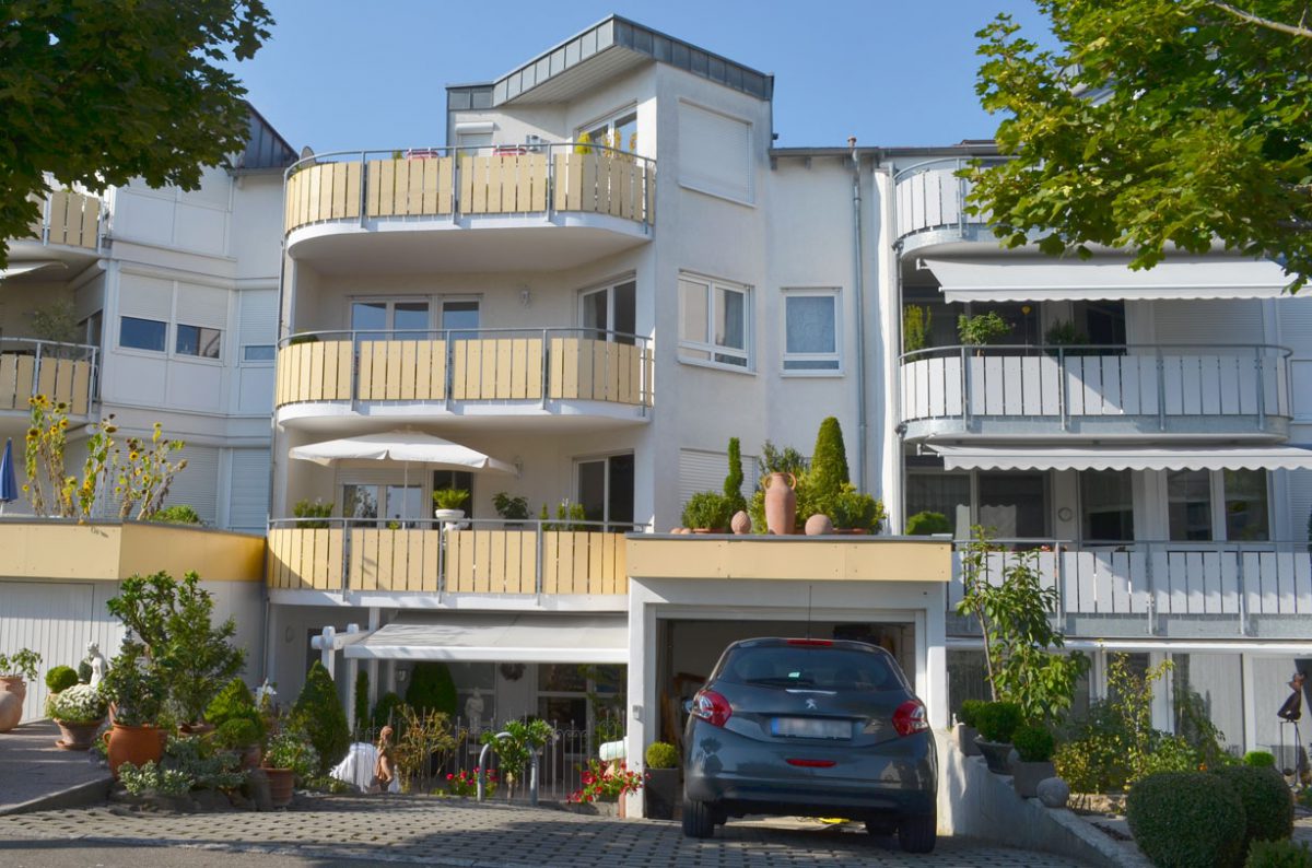 3-Familienhaus in Filderstadt mit Maisonette-Wohnung in Garten- und Erdgeschoss