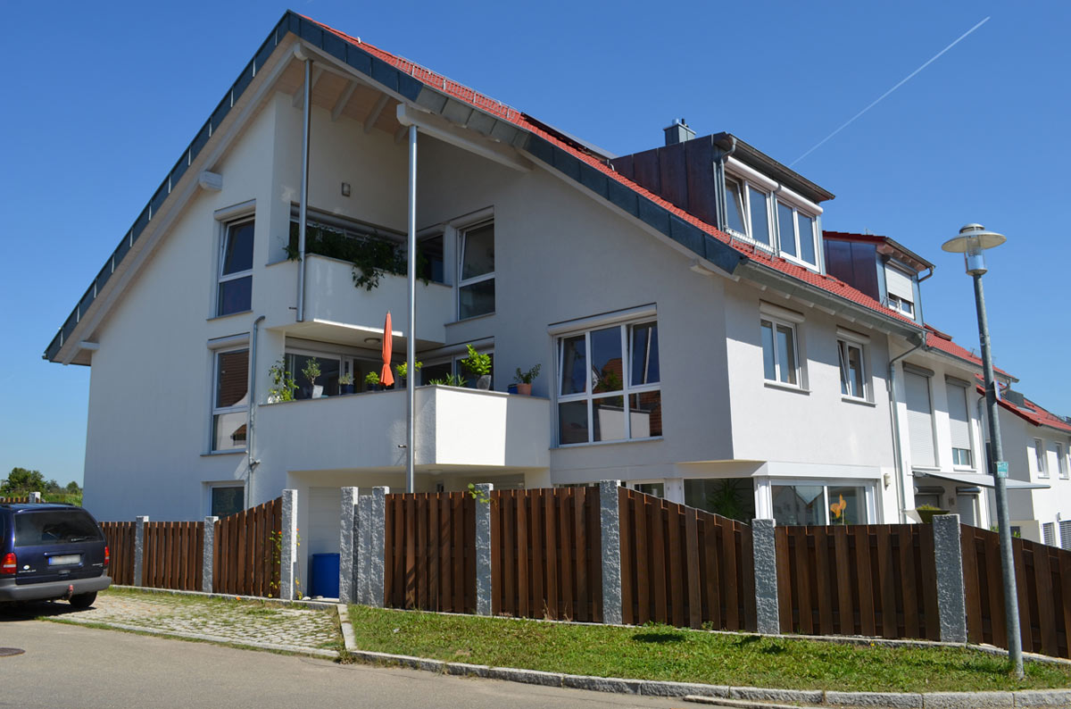 Einfamilienhaus mit heizungsunterstützdender Solaranlage geplant vom Architekturbüro Eisenbraun