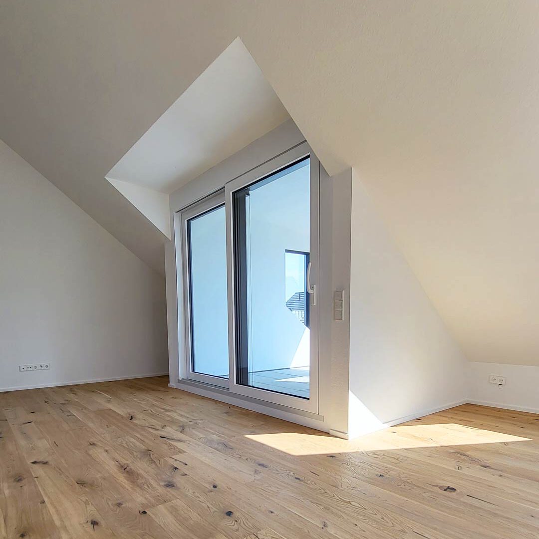 Blick aus Dachzimmer auf Dachterrasse